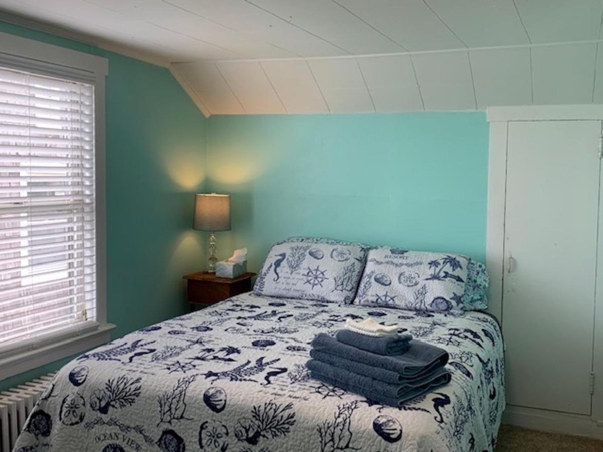 Rustic Rooftop Delight - Bay Front Apts Norfolk Bagian luar foto