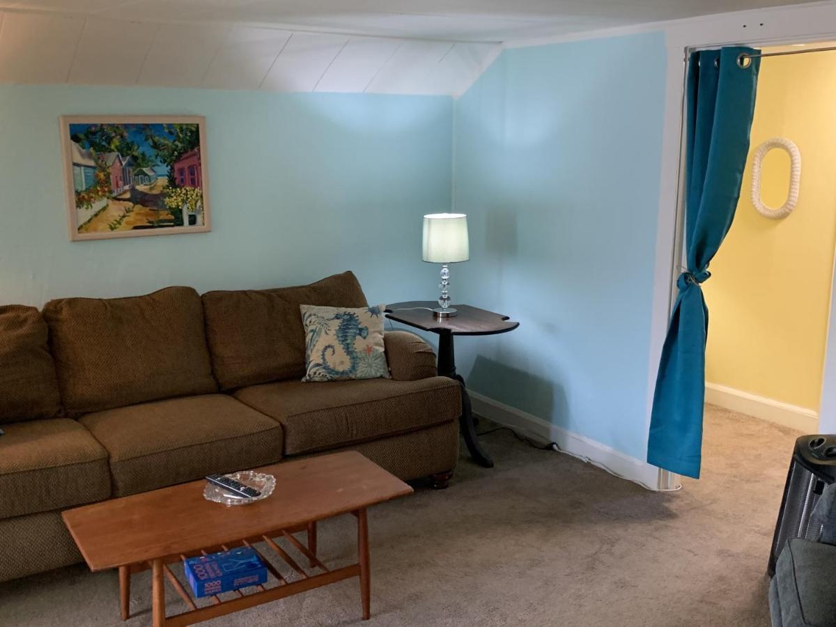 Rustic Rooftop Delight - Bay Front Apts Norfolk Bagian luar foto